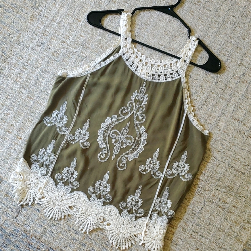 Ultra Pink BOHO Olive Sleeveless Tank Top with Off-white Lace